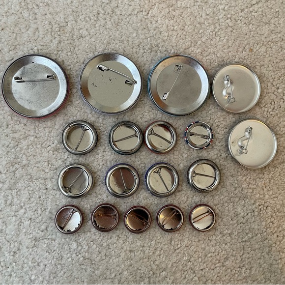 Colorful Harry Potter Button Pin Collection (18) - Picture 6 of 9